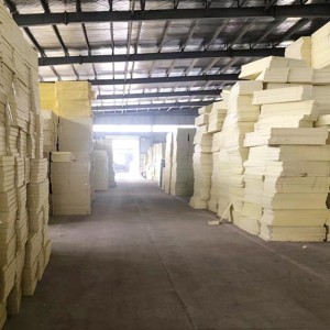 开槽隔热回填冷库聚苯板环保水果超市底垫隔热黄蓝灰国标B1级阻燃