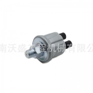 适用三一吊车 起重机配件B240600000065压力传感器360081030030