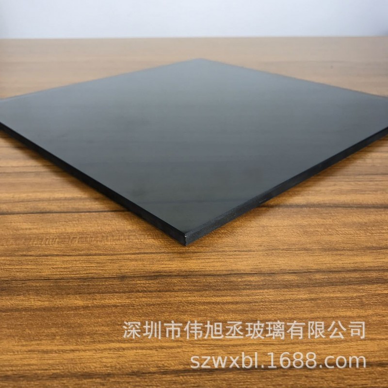 13469547445_886281774 (1)