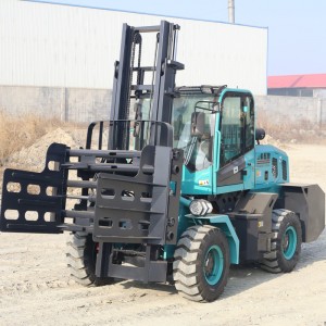 中科聚峰供应四驱越野叉车建筑工地工程越野叉车 液压起重搬运车