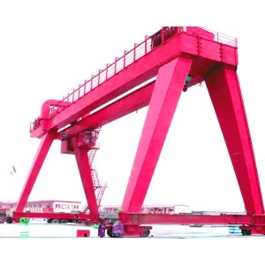 电动双梁龙门吊大跨度大吨位造船厂用保障工程的安全运输