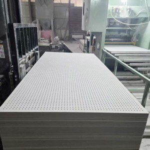 跨境穿孔硅酸钙板穿孔增强纤维水泥板隔墙板防火穿孔吊顶硅钙板