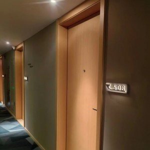 实木门平开隔音门防潮加厚酒店门房间木门室内门单开门原木材料