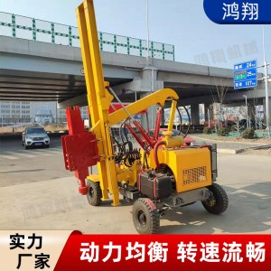 公路波形围栏立柱压桩机一机多用动力强劲装载式高速护栏打桩机