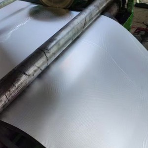 工厂定制橡塑保温隔热棉铝箔自粘橡塑板阳光房防晒彩钢屋顶隔热棉